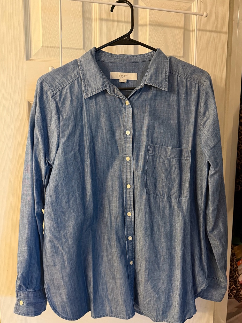 LOFT Blue Chambray Women’s Button-Up Shirt